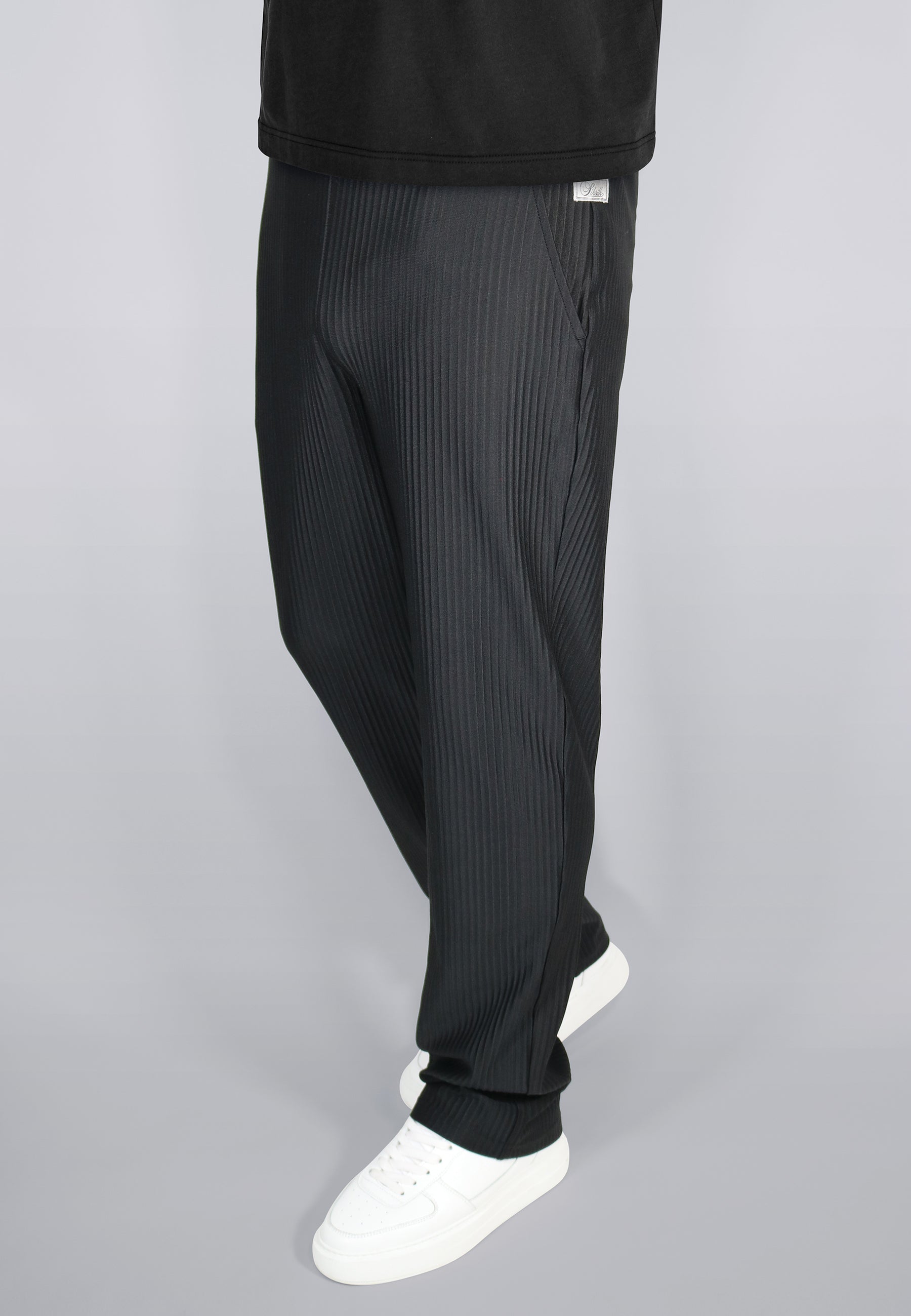 joggers / Plisse Track Pants