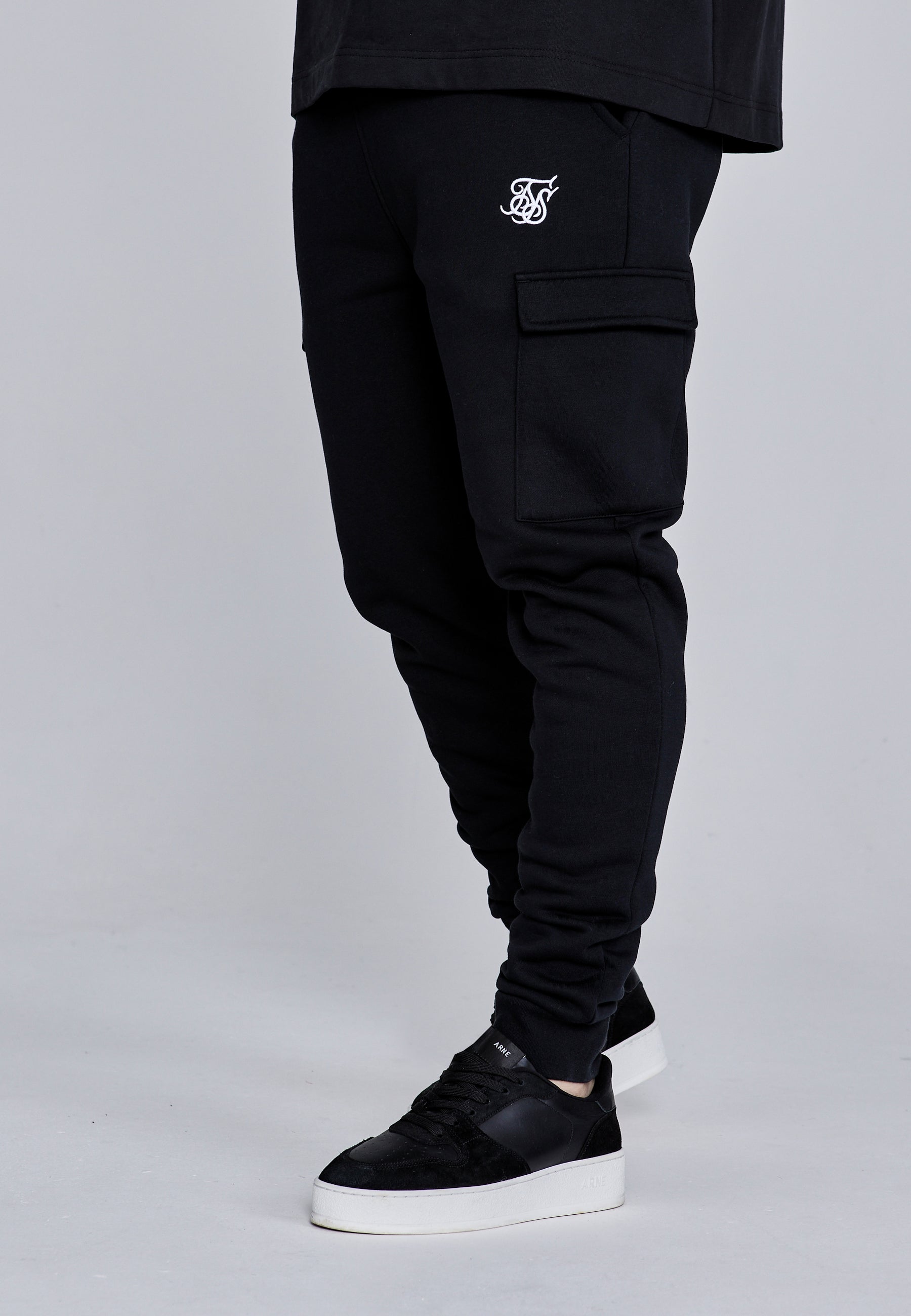 joggers / Essentials Cargo Joggers