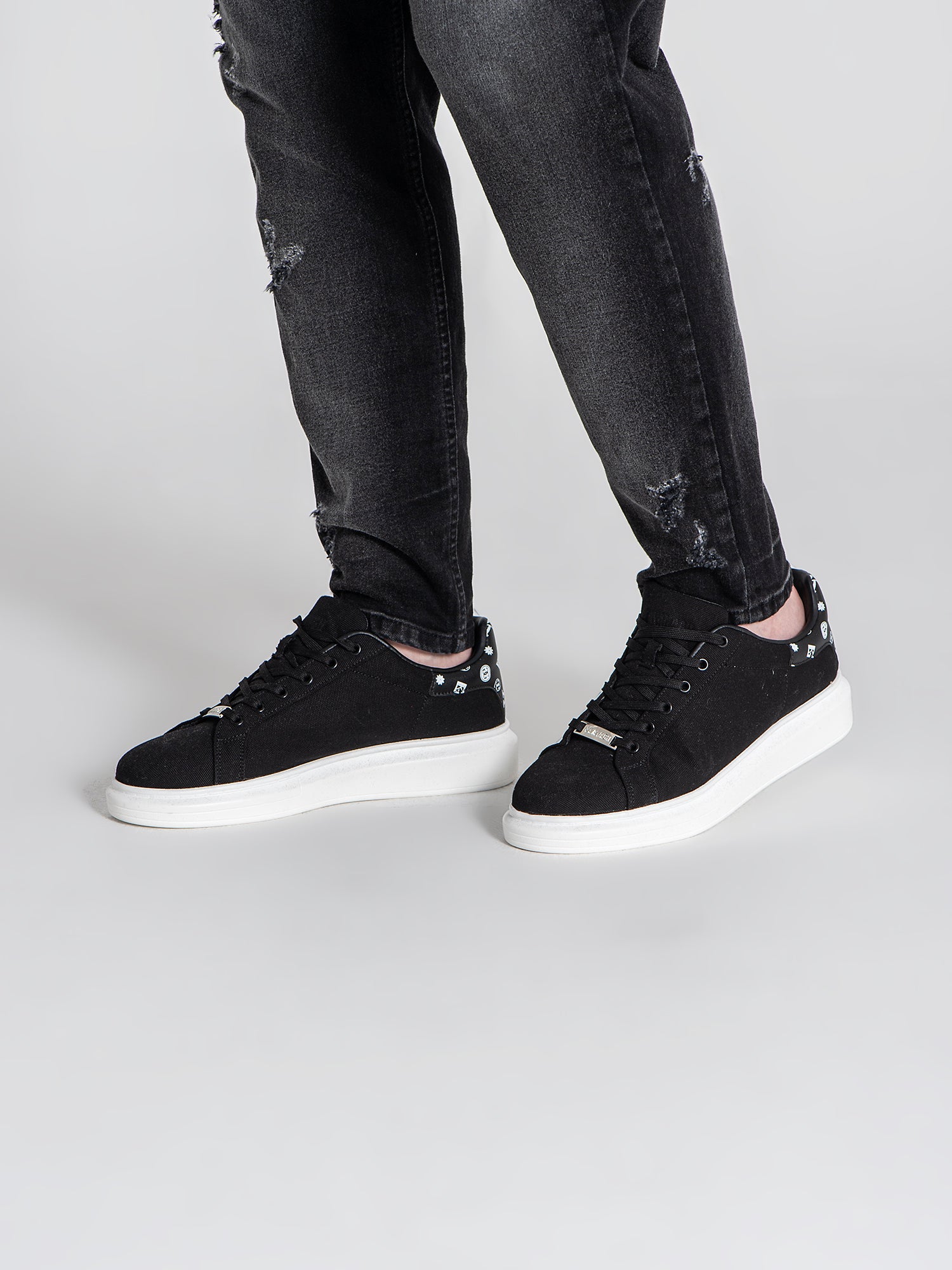 sneakers / Black Logomania Sneakers