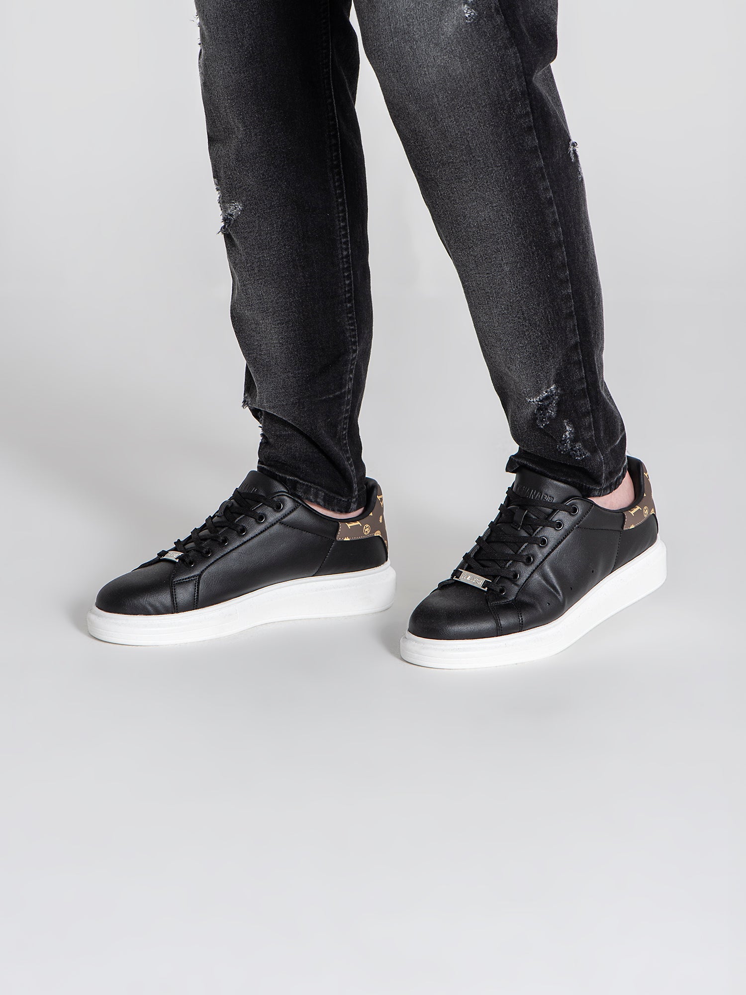 sneakers / Black Logomania Sneakers