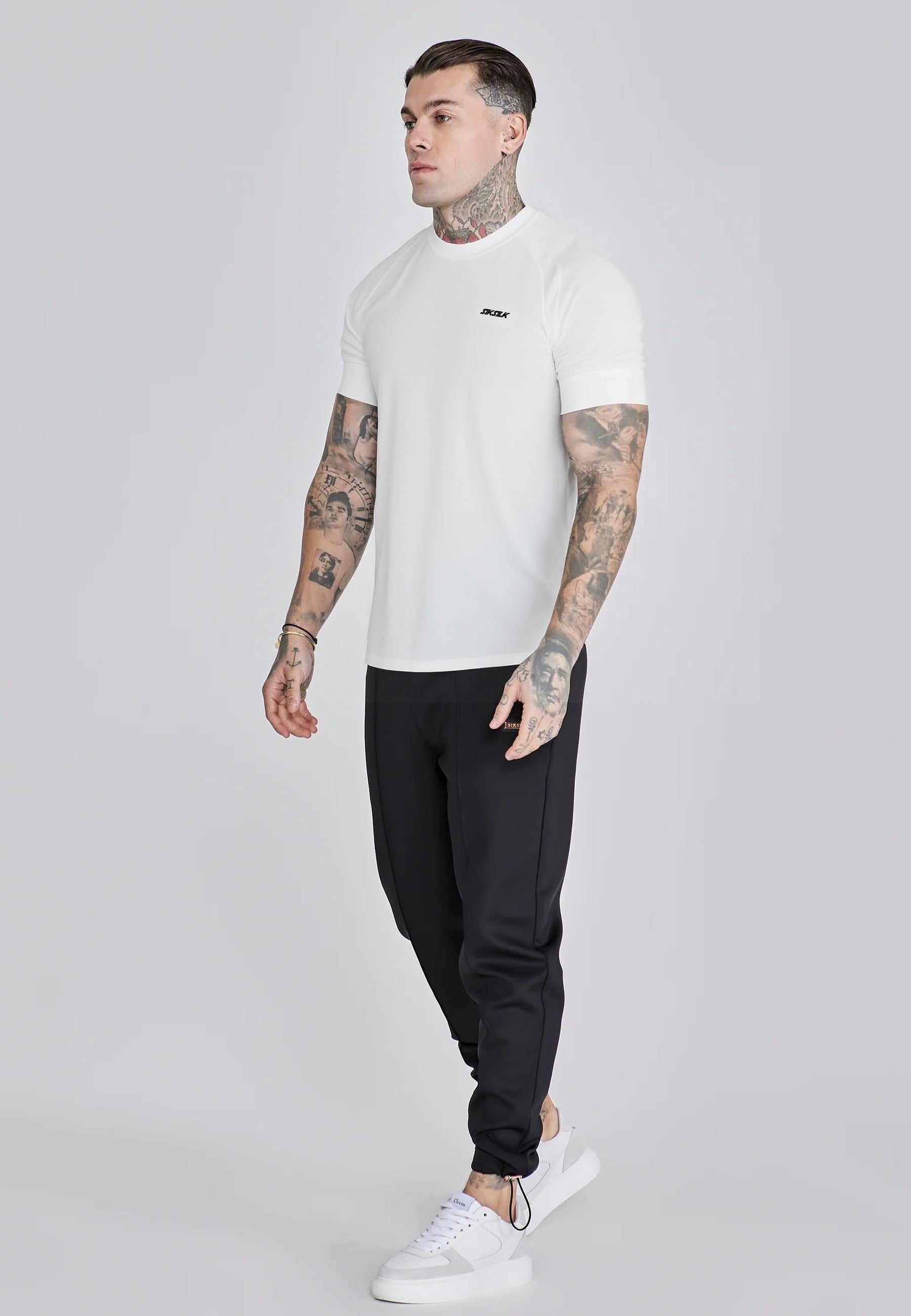 t-shirts / Tech T-Shirt