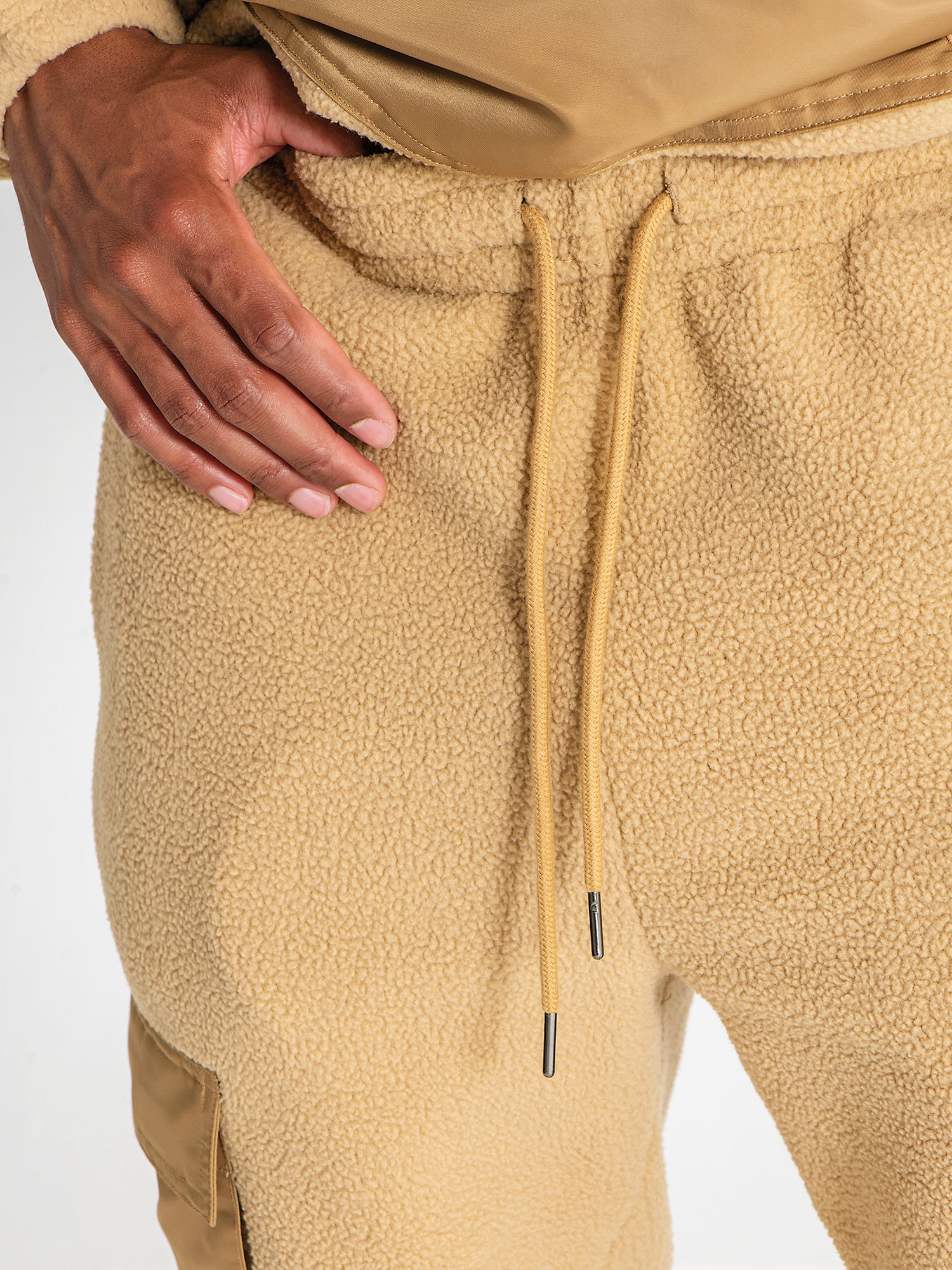 joggers / Camel Cargo Sherpa Joggers
