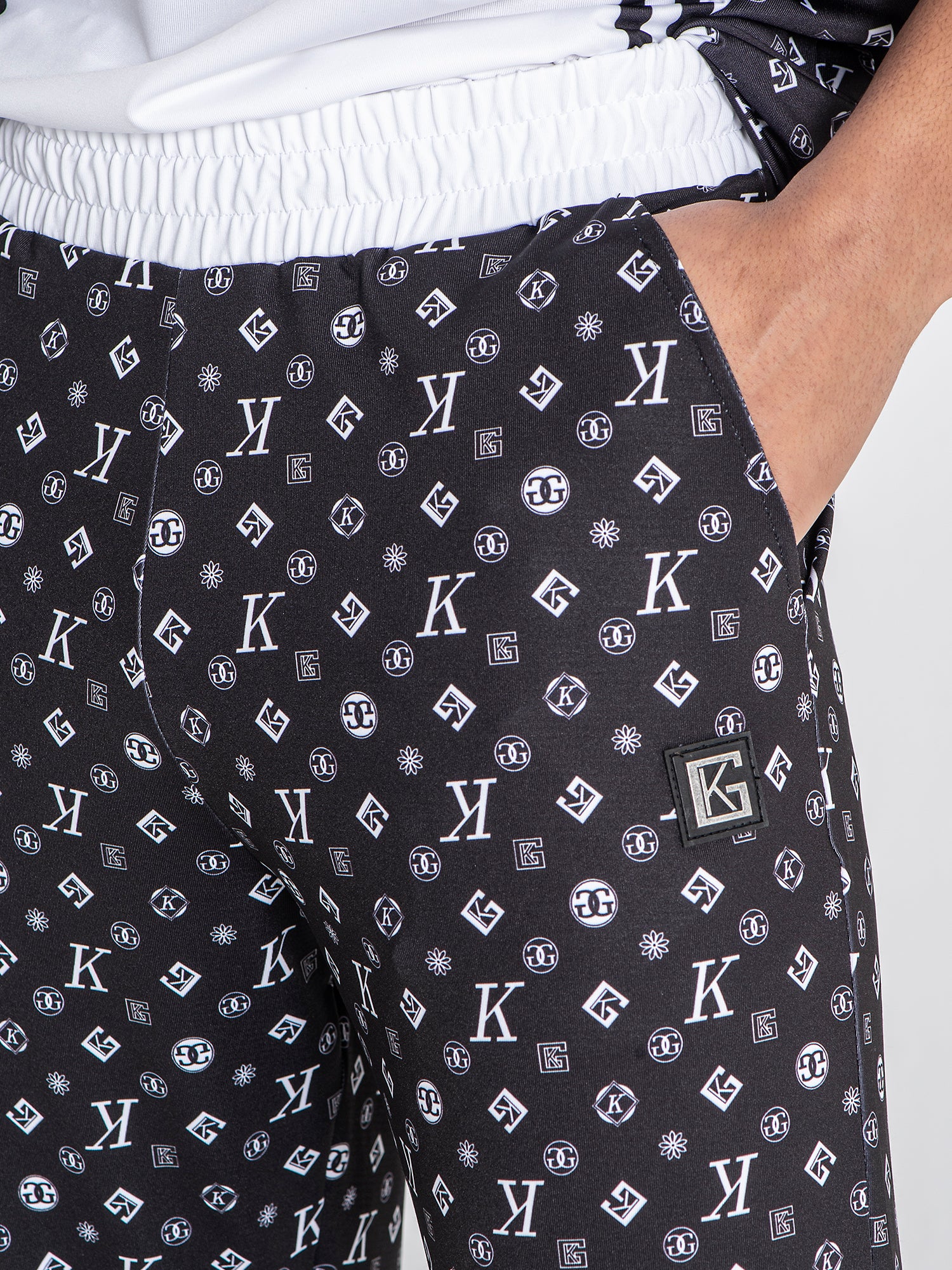 joggers / Black Attitude Joggers