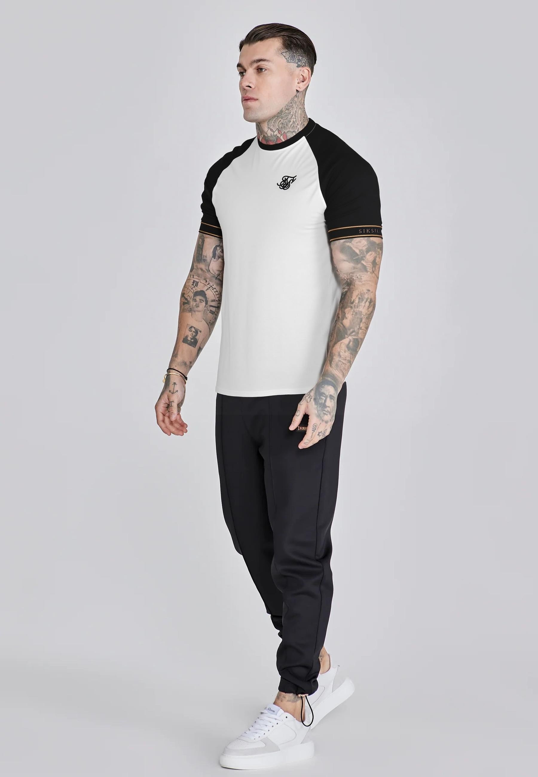 t-shirts / Tech T-Shirt