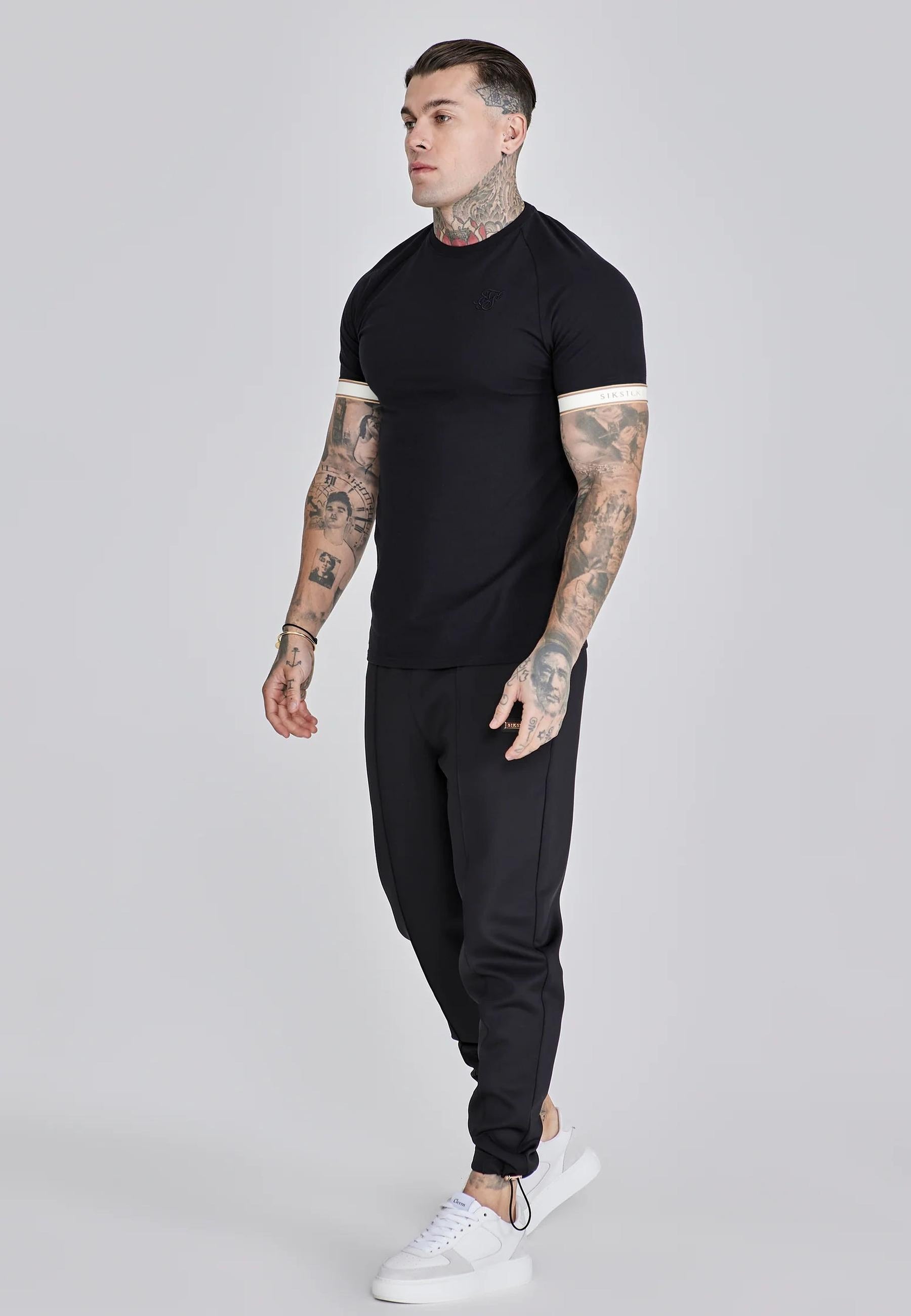 t-shirts / Tech T-Shirt