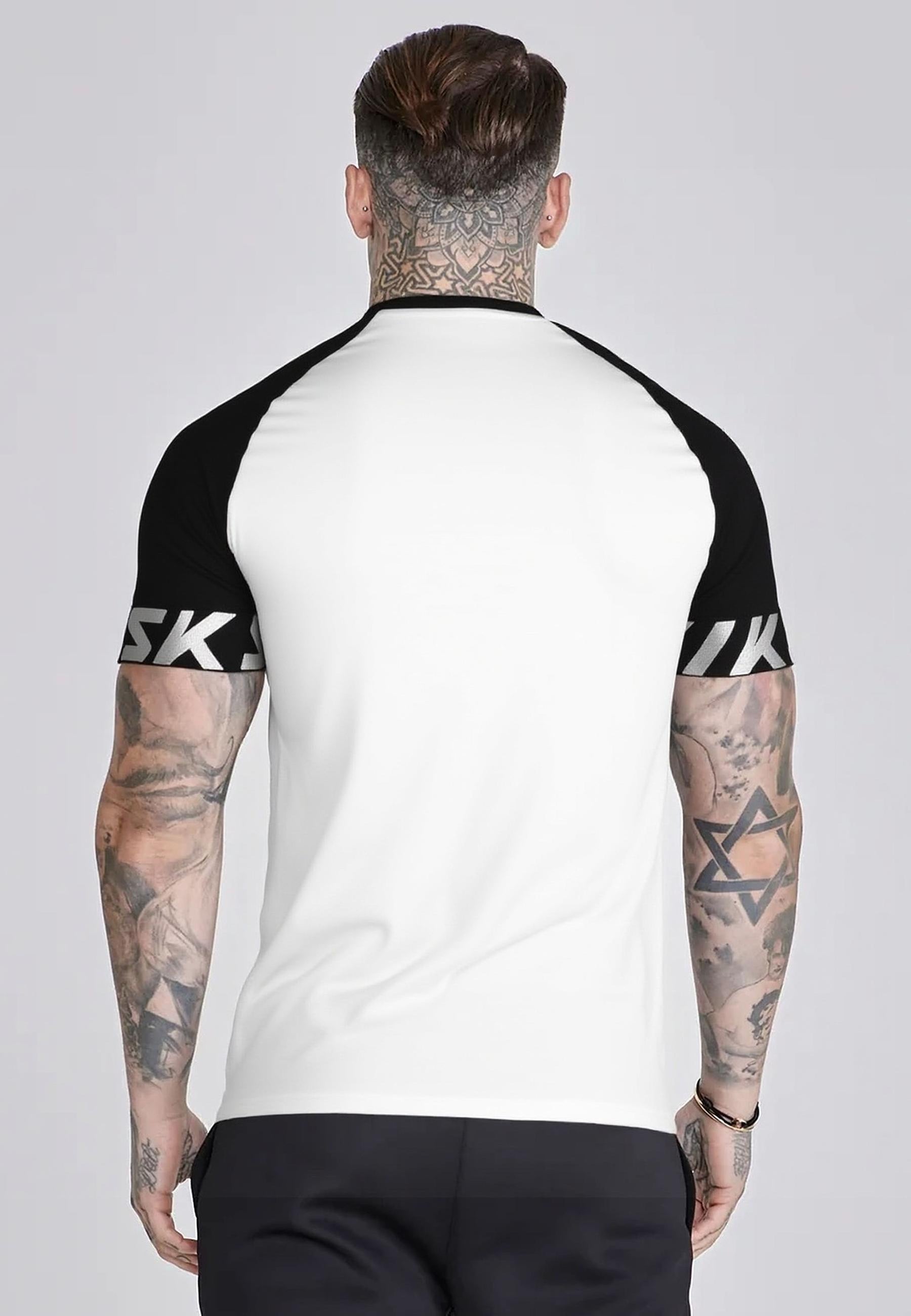 t-shirts / Raglan Tech T-Shirt