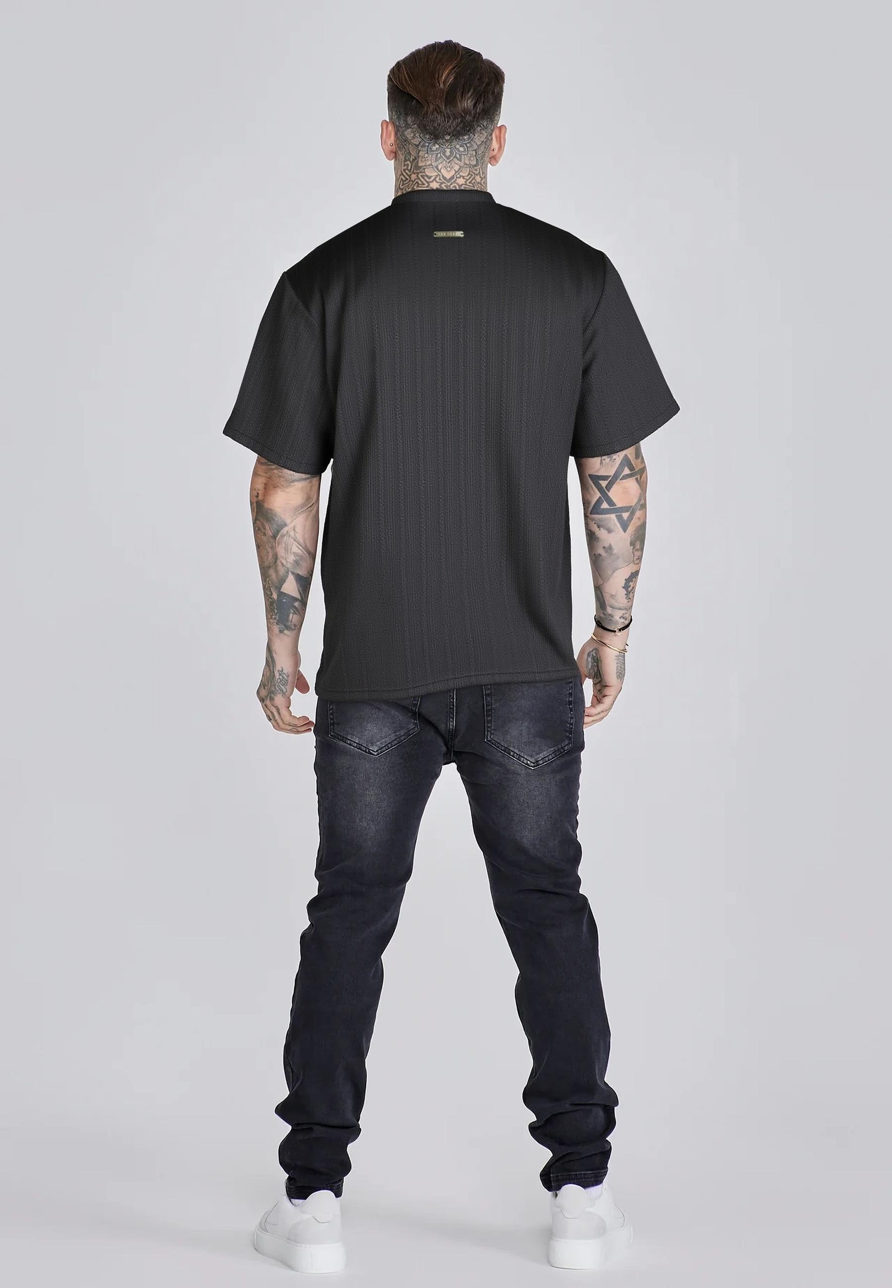 t-shirts / Textured T-Shirt
