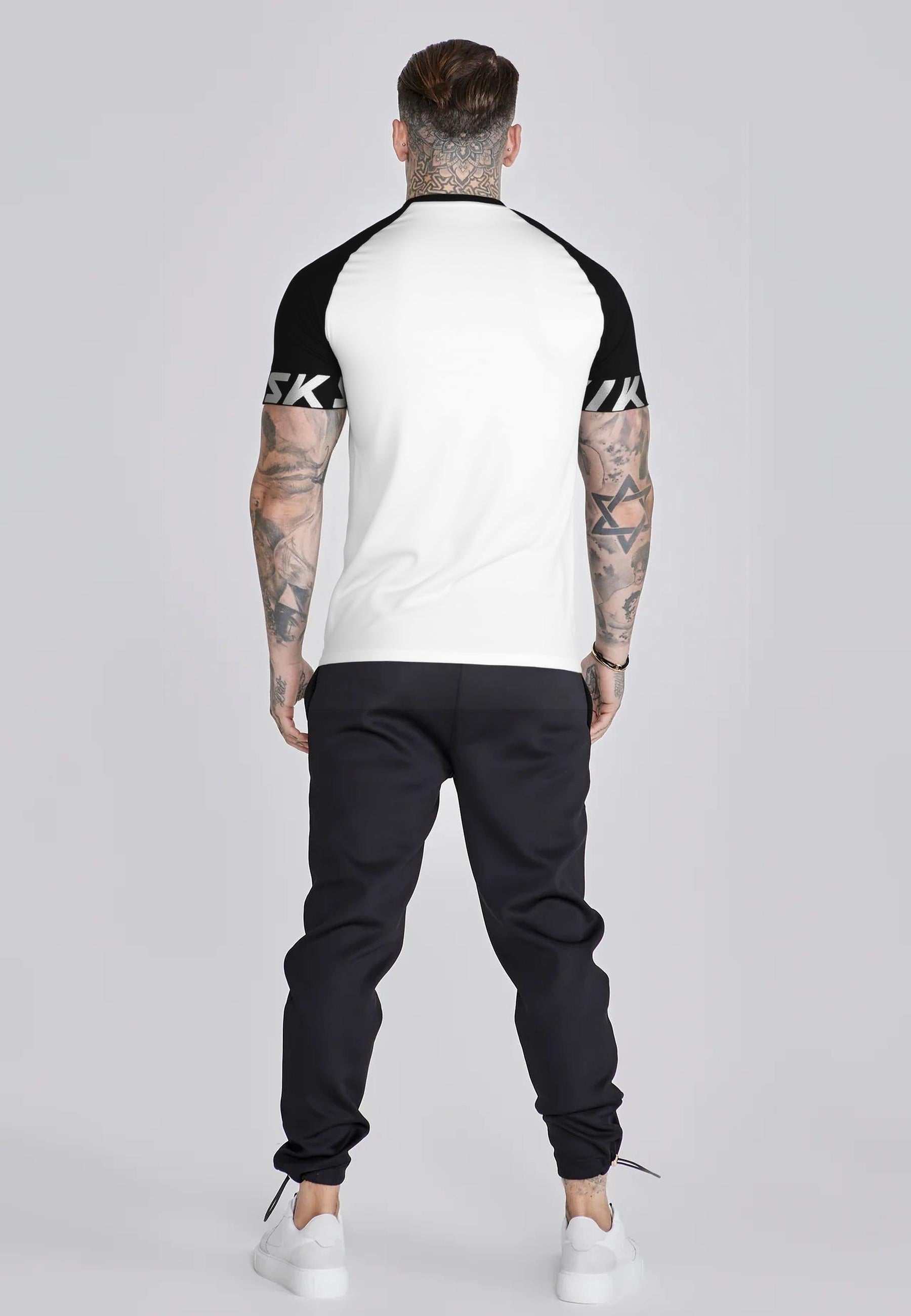 t-shirts / Raglan Tech T-Shirt