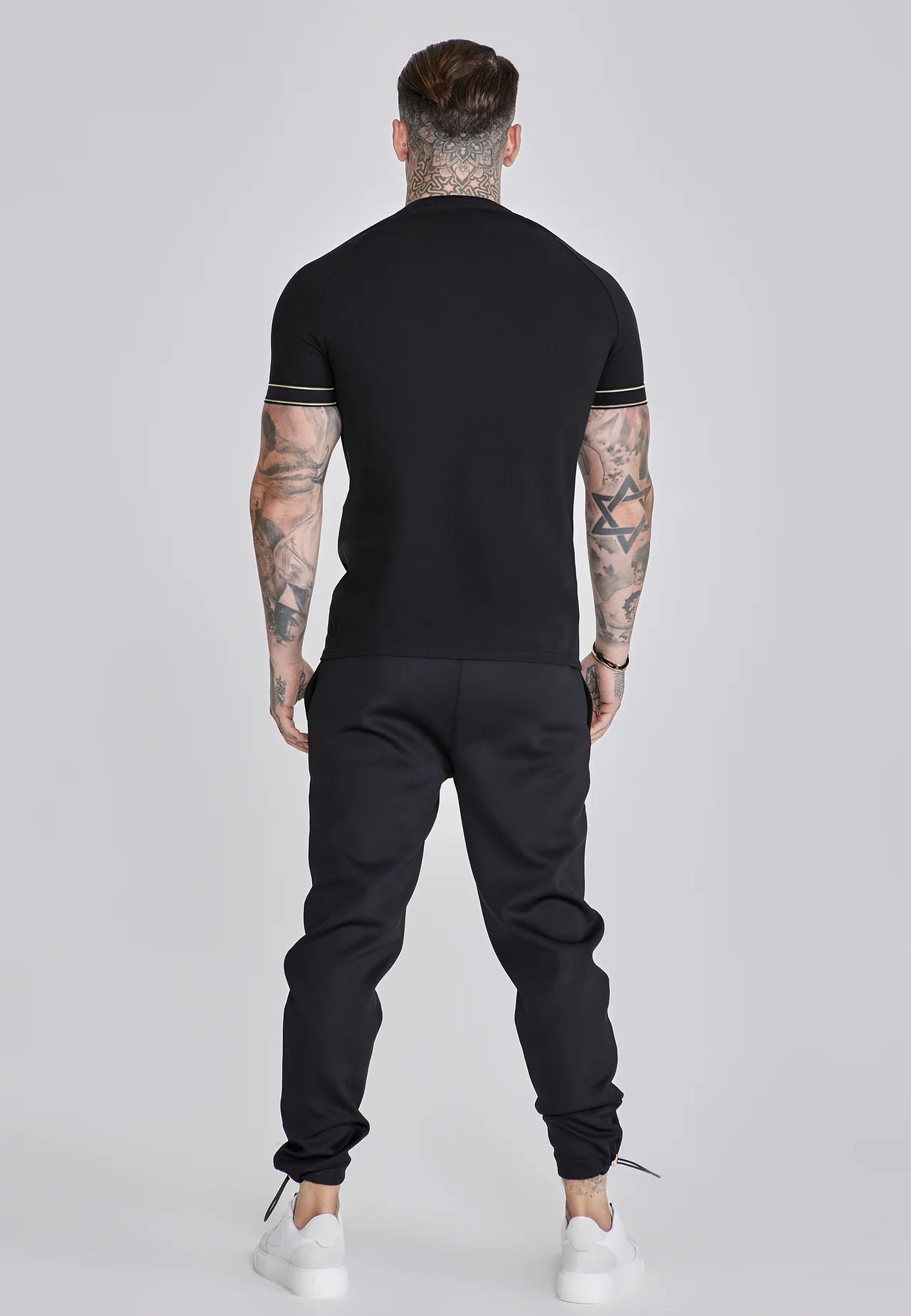 t-shirts / Tech T-Shirt