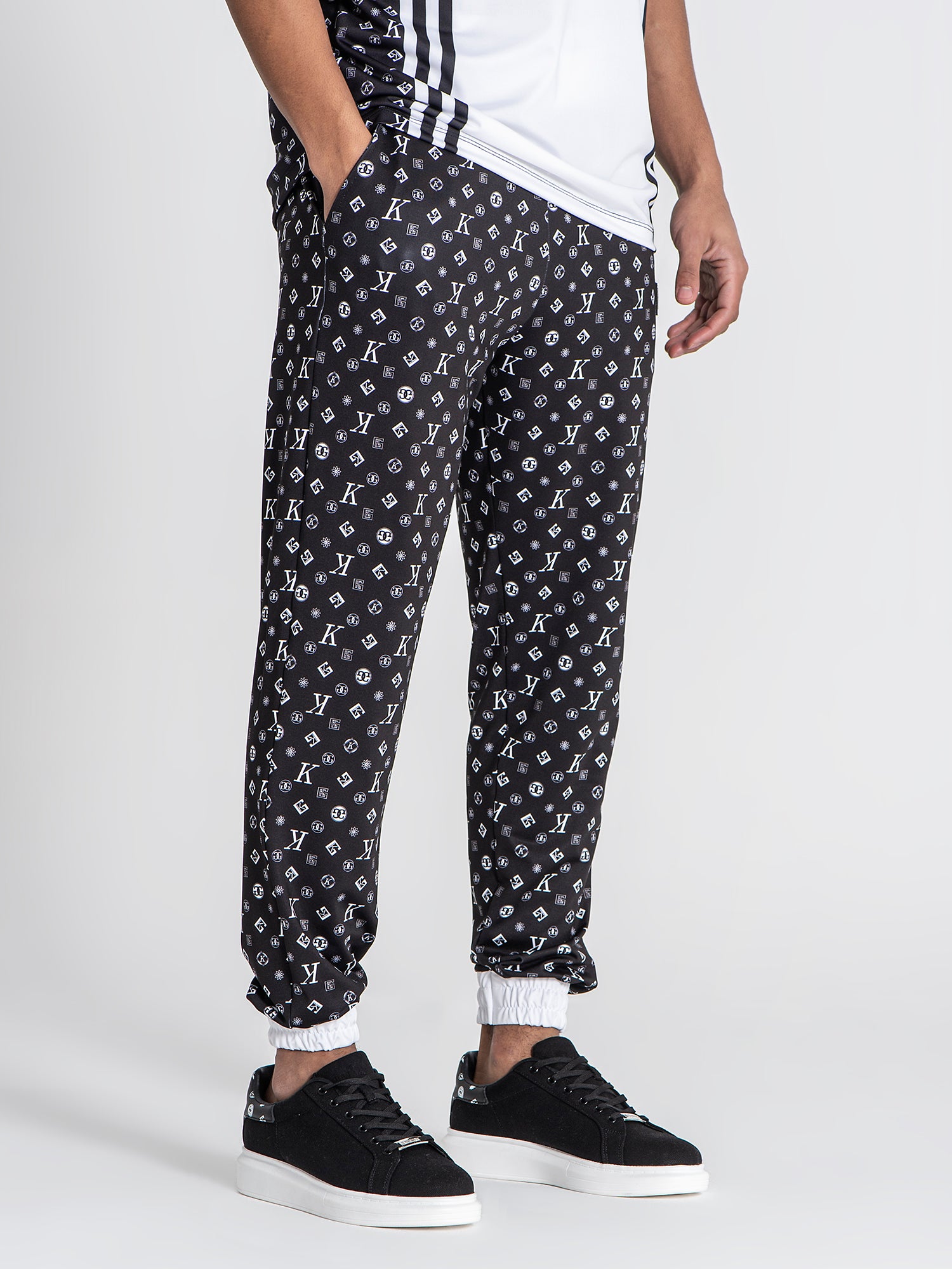 joggers / Black Attitude Joggers