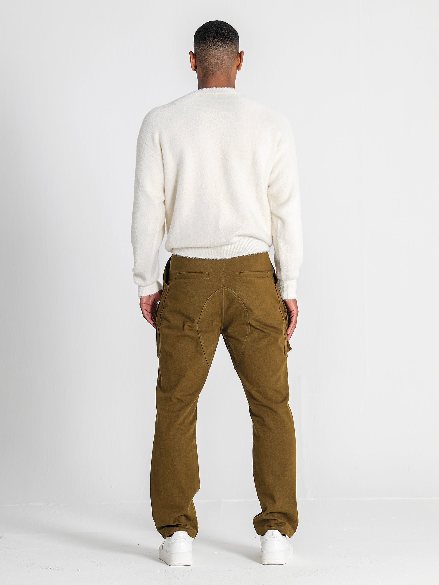 sweats / Beige Pearl Sweater