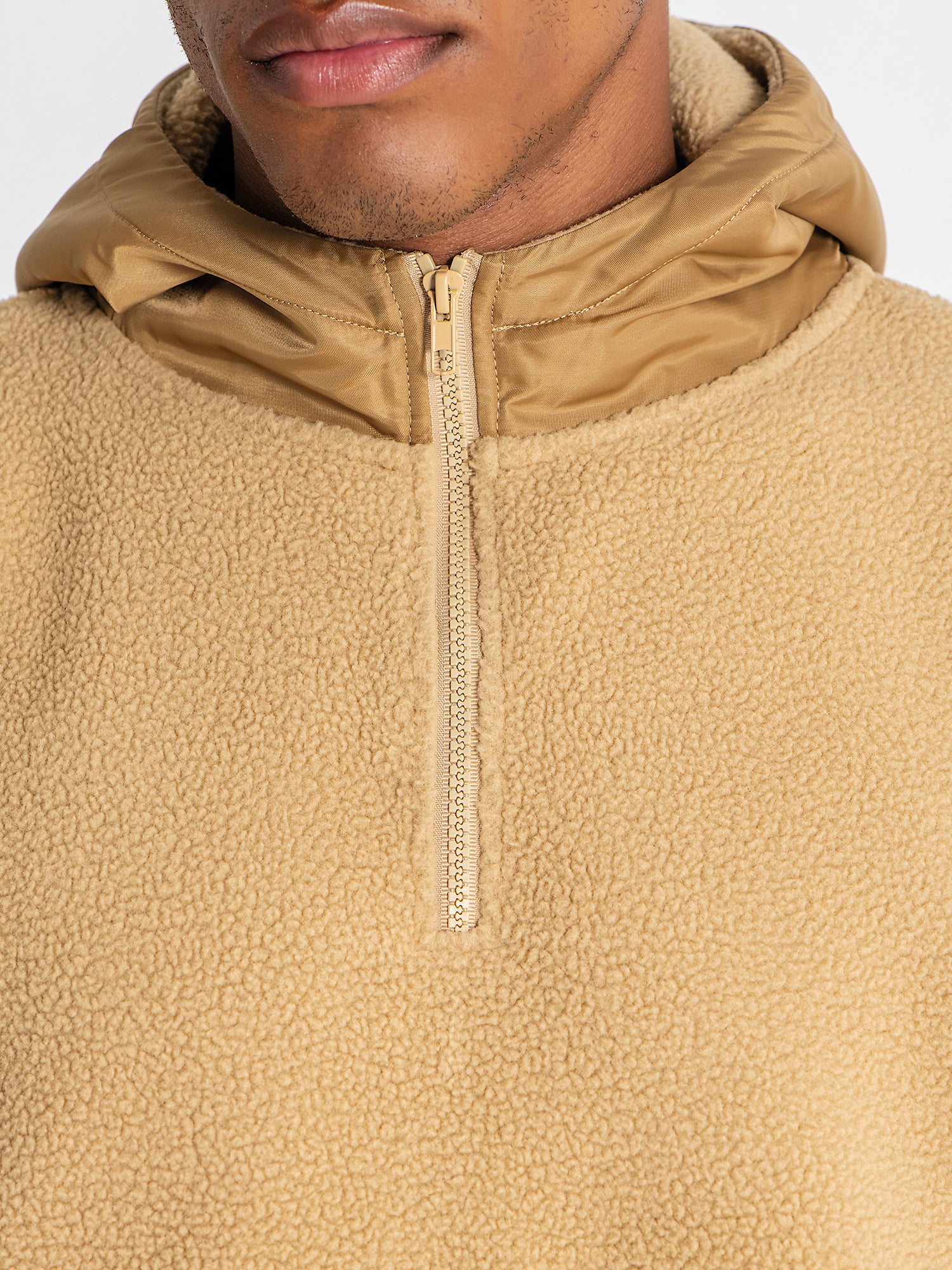 hoodies / Camel Cargo Sherpa Hoodie