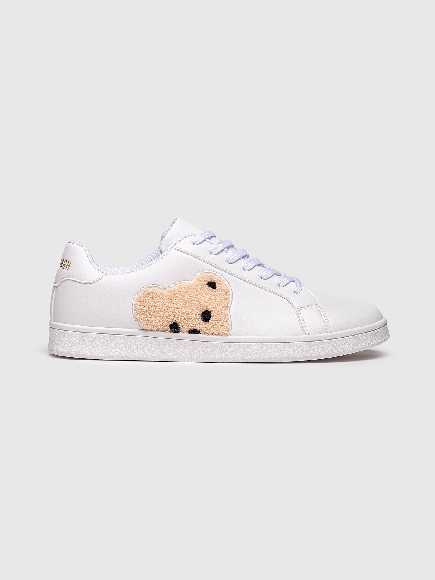 sneakers / White Plush Sneakers