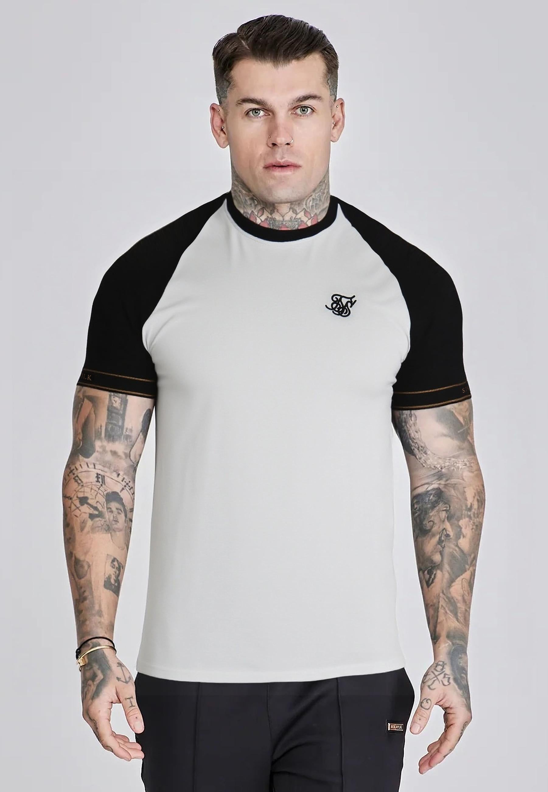 t-shirts / Tech T-Shirt