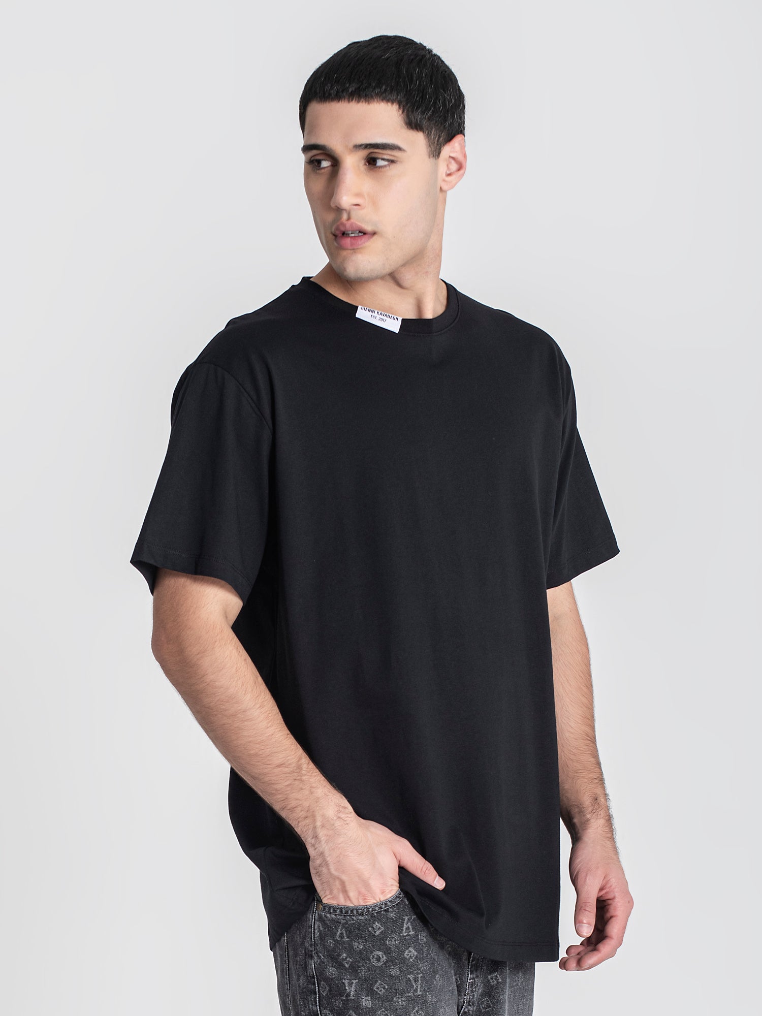 t-shirts / Black 2017 Oversized Tee