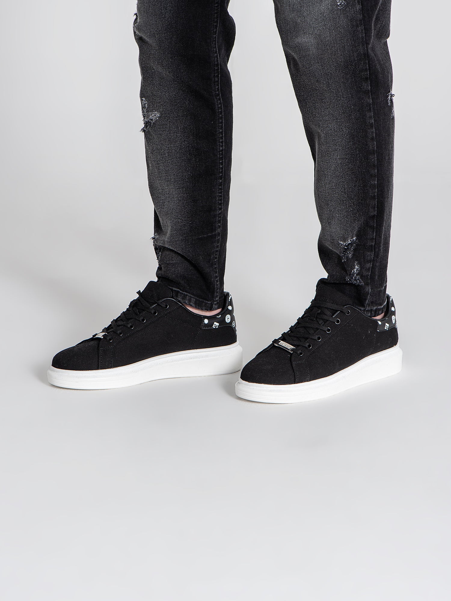 sneakers / Black Logomania Sneakers