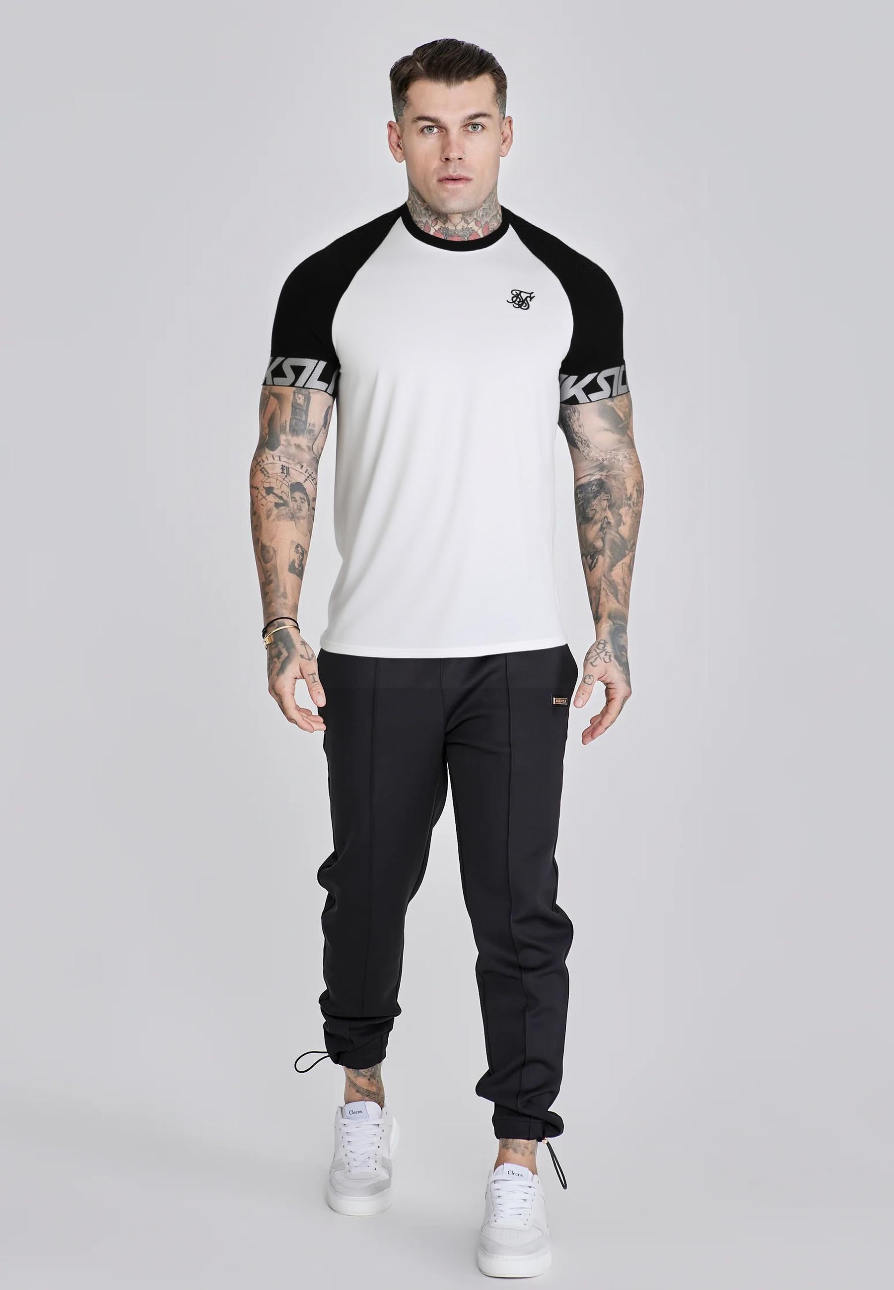 t-shirts / Raglan Tech T-Shirt