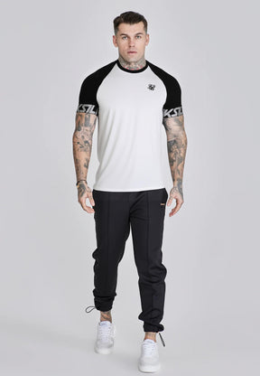 t-shirts / Raglan Tech T-Shirt