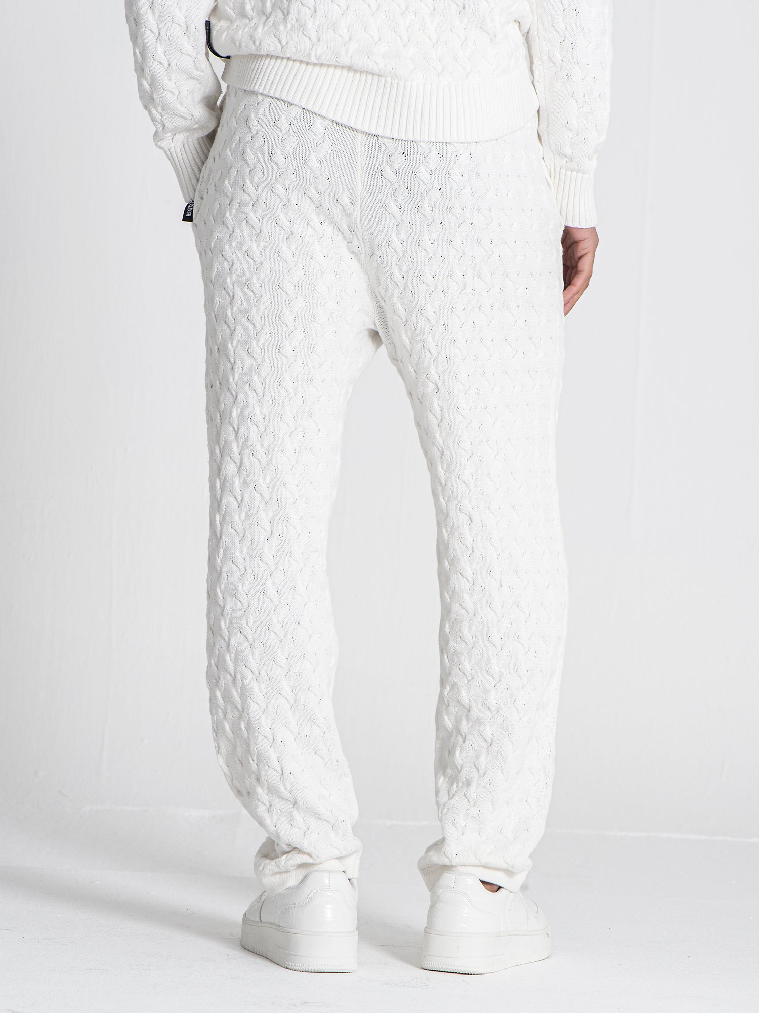 joggers / White Snug Knit Joggers