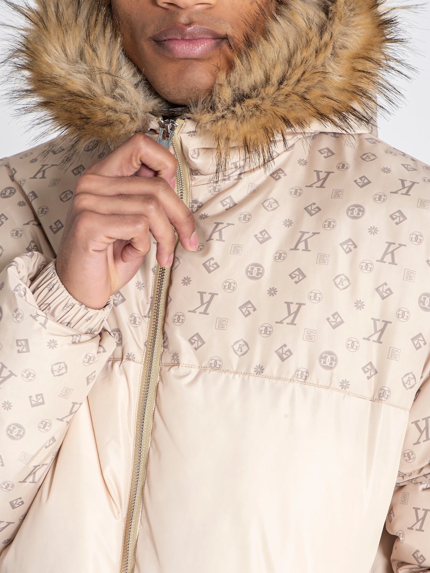 puffers / Beige Logomania Puffer Jacket