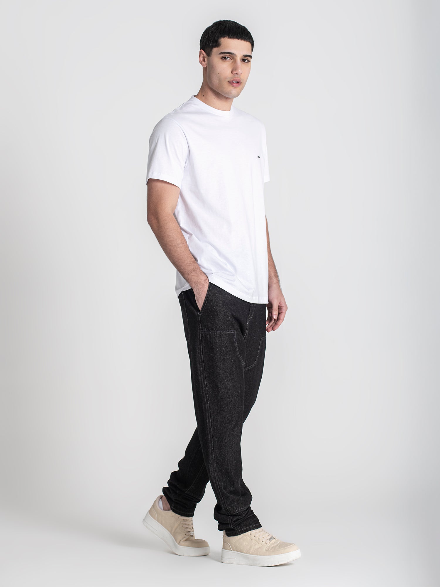 t-shirts / White Must Tee