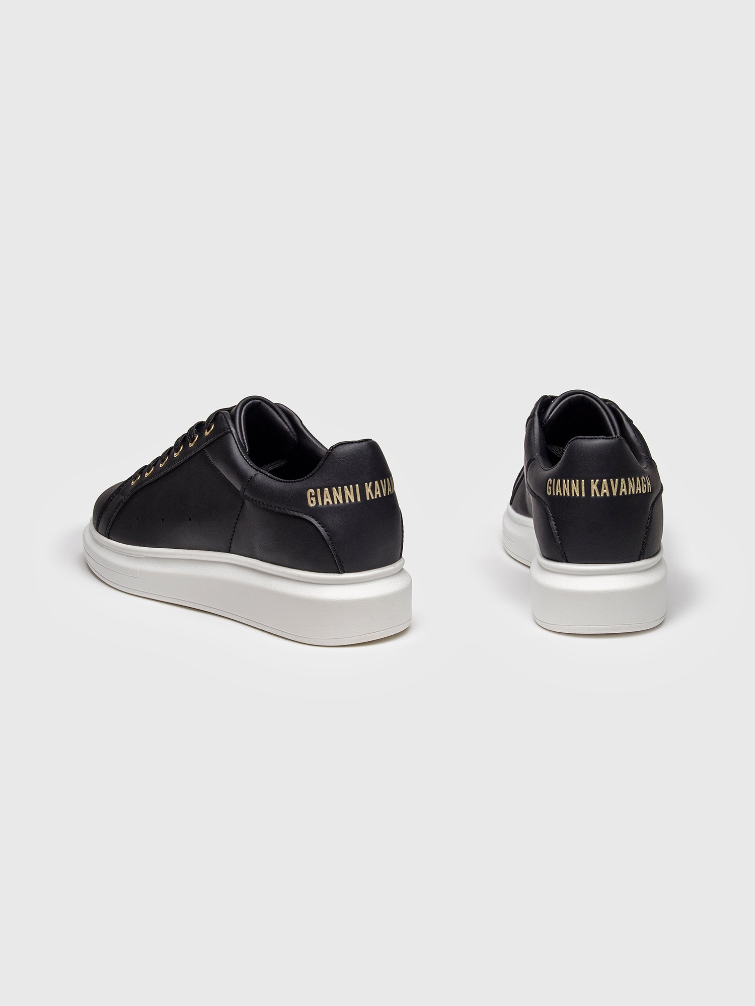 sneakers / Black Core Upscale Sneakers