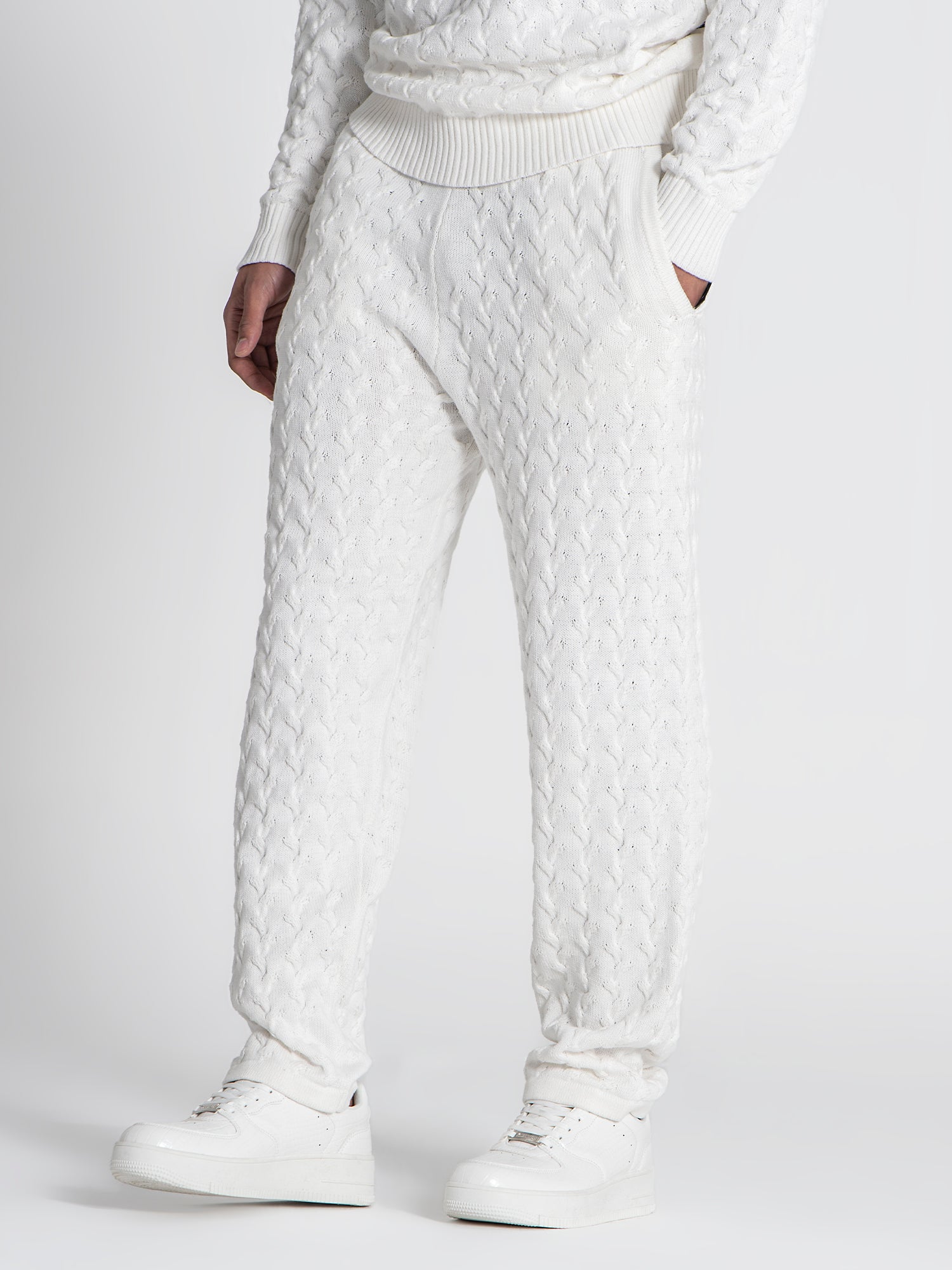 joggers / White Snug Knit Joggers