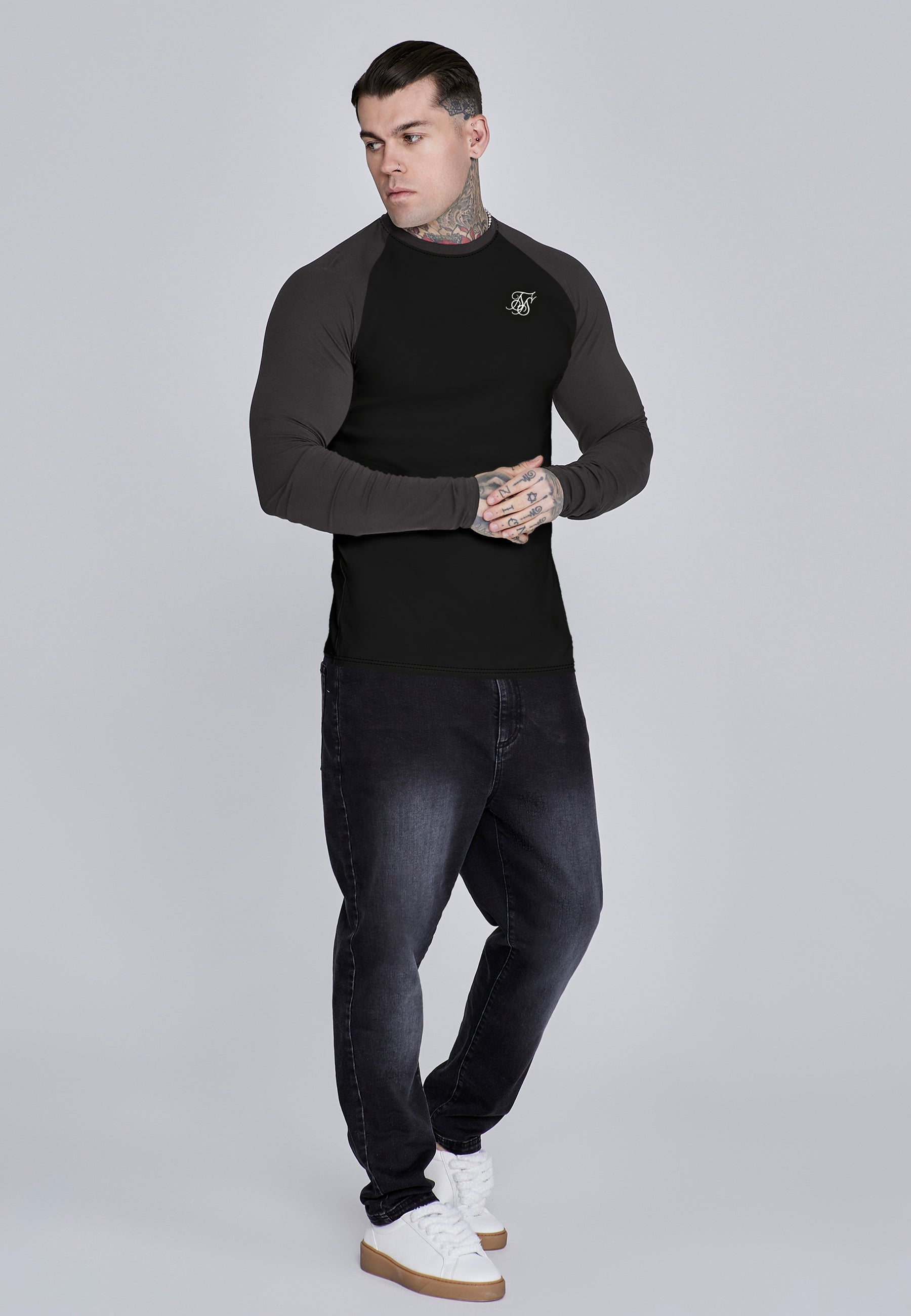 sweats / LS Muscle Fit T-Shirt