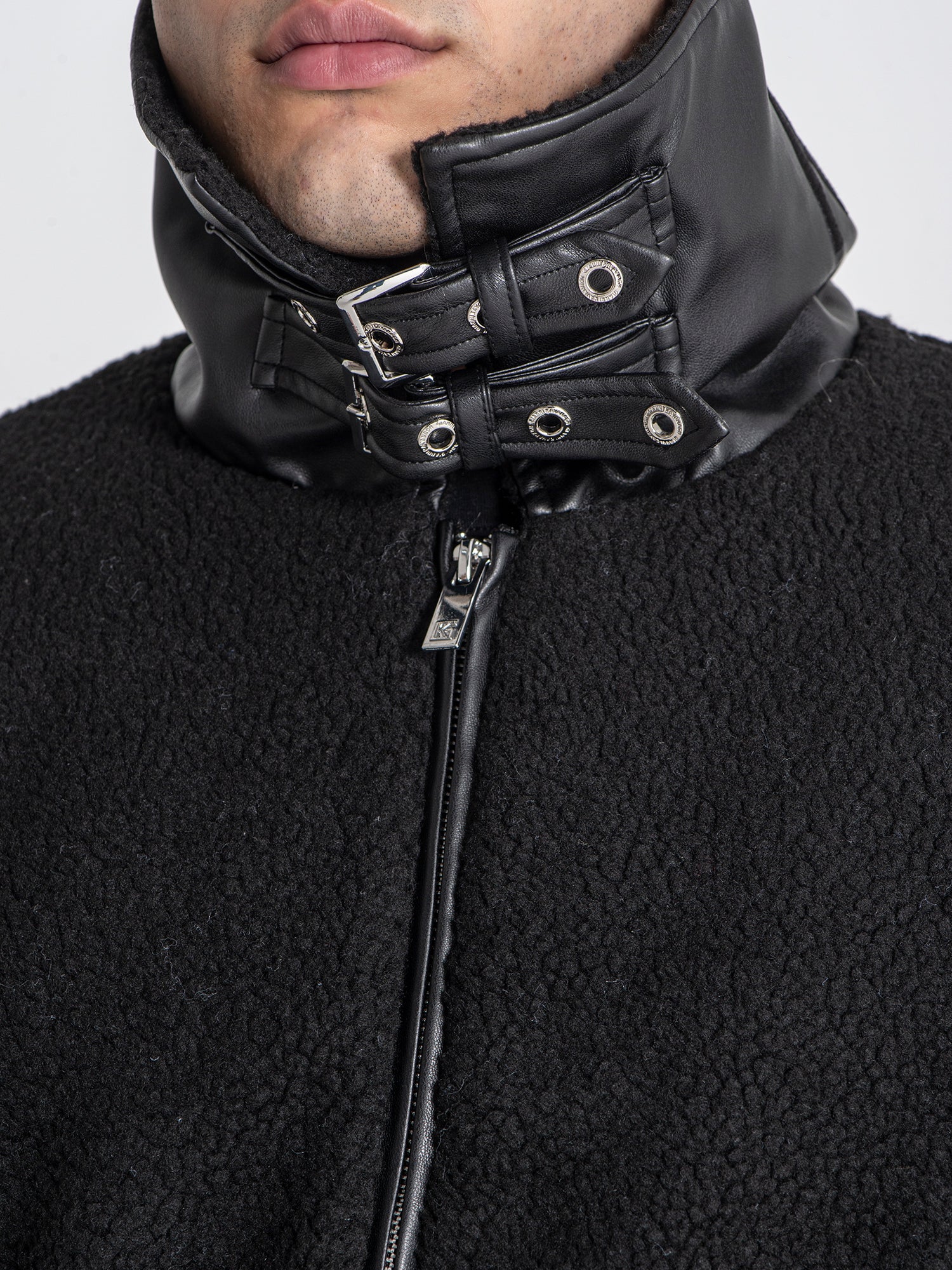 jackets / Black Cocoon Sherpa Jacket