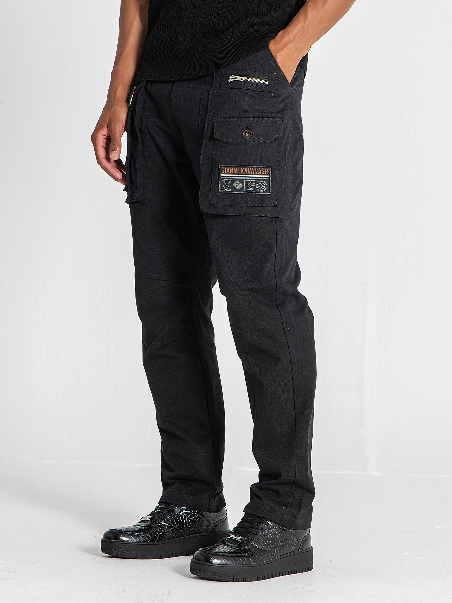 pants / Black Utility Cargo Pants