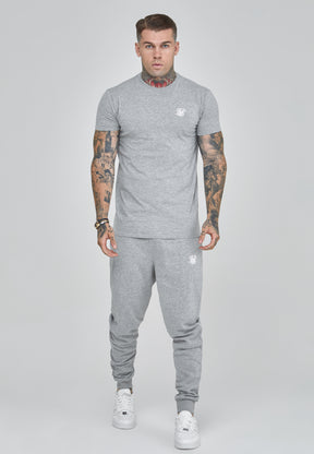 t-shirts / Essentials T-Shirt