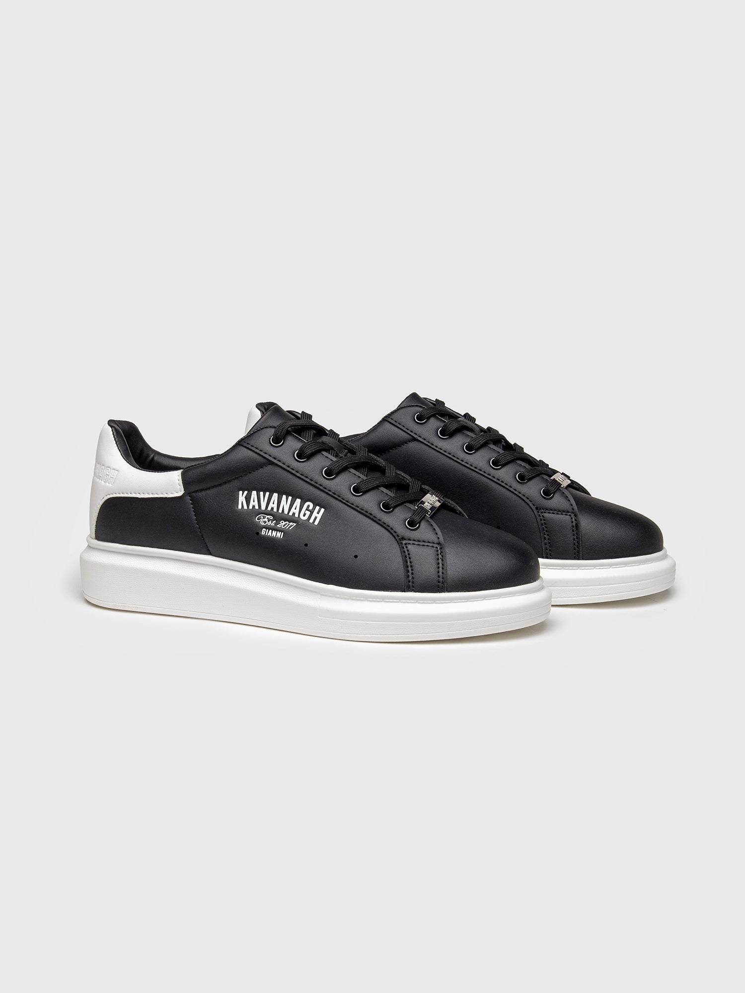 sneakers / Black Statement Upscale Sneakers