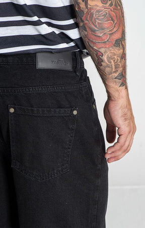 shorts / Black Regular Waist Shorts