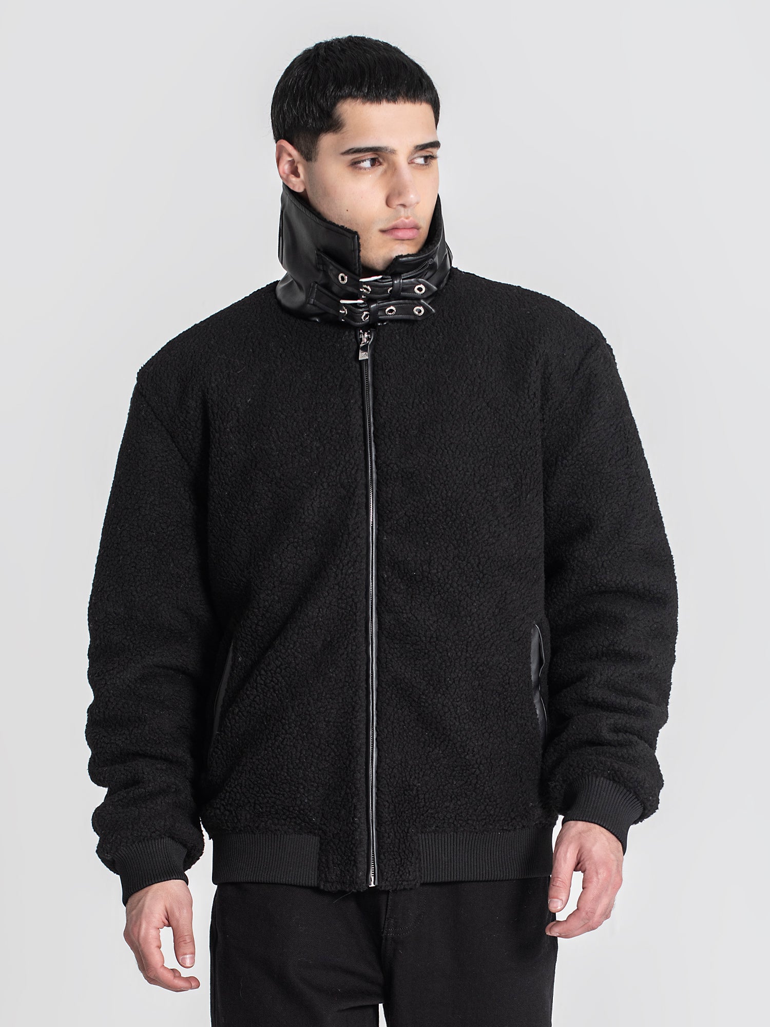 jackets / Black Cocoon Sherpa Jacket