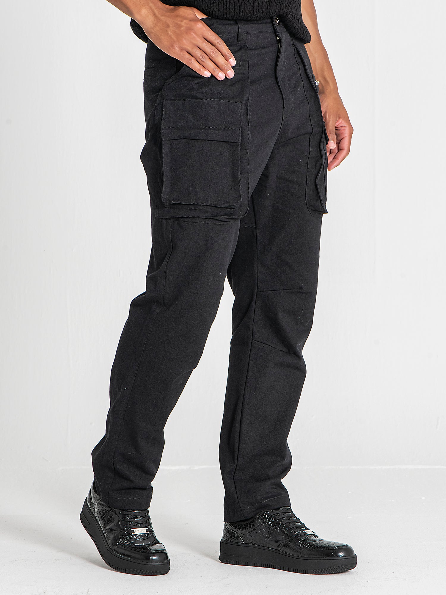 pants / Black Utility Cargo Pants