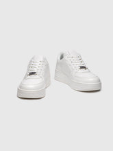 sneakers / White Nature Sneakers