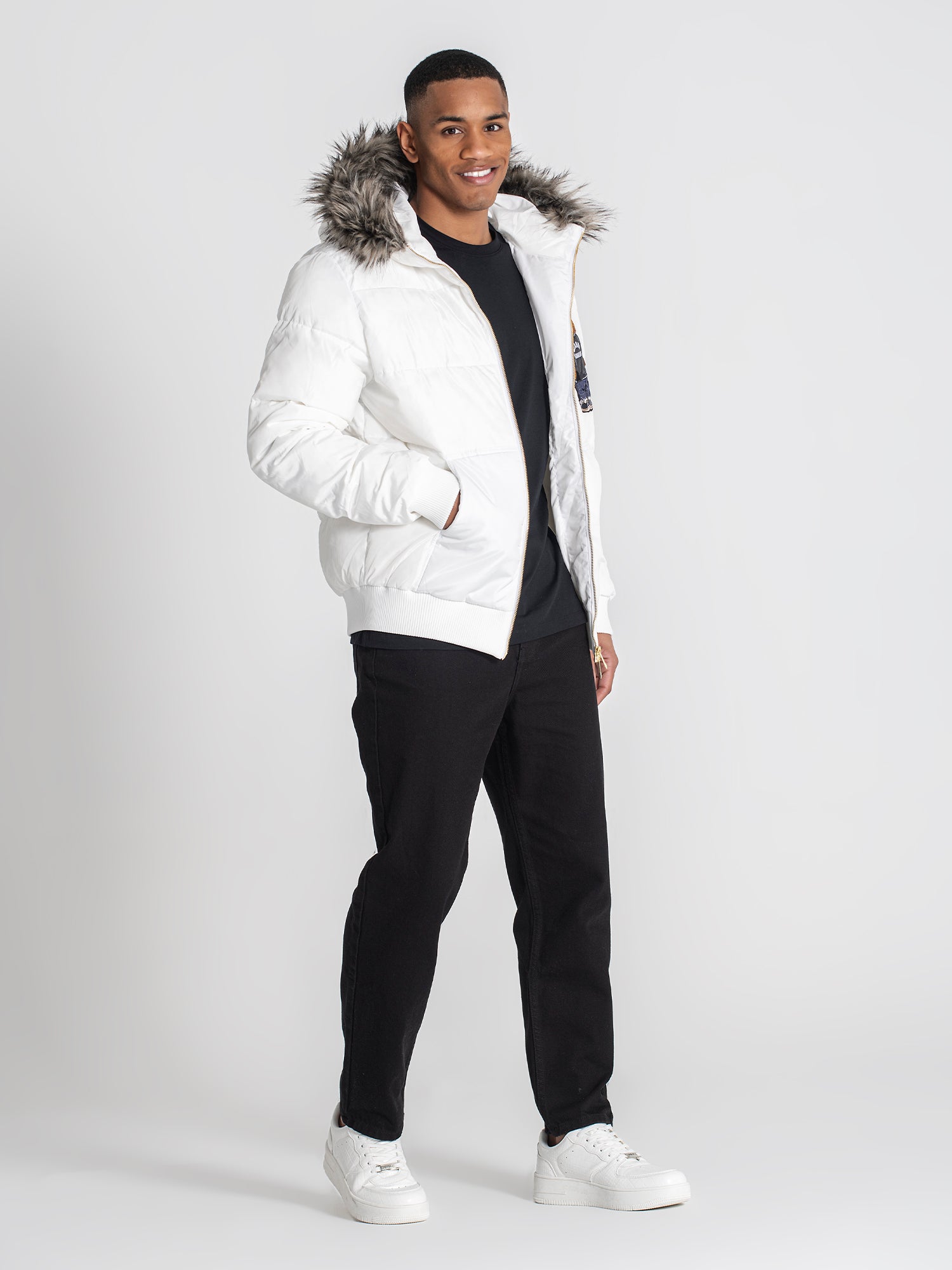 puffers / White Bear Puffer Jacket