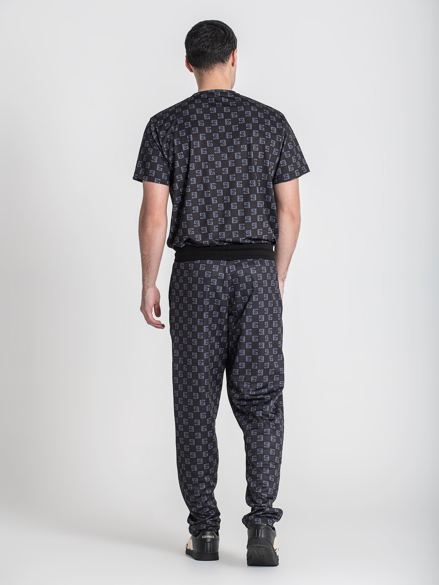 t-shirts / Black Atelier Tee