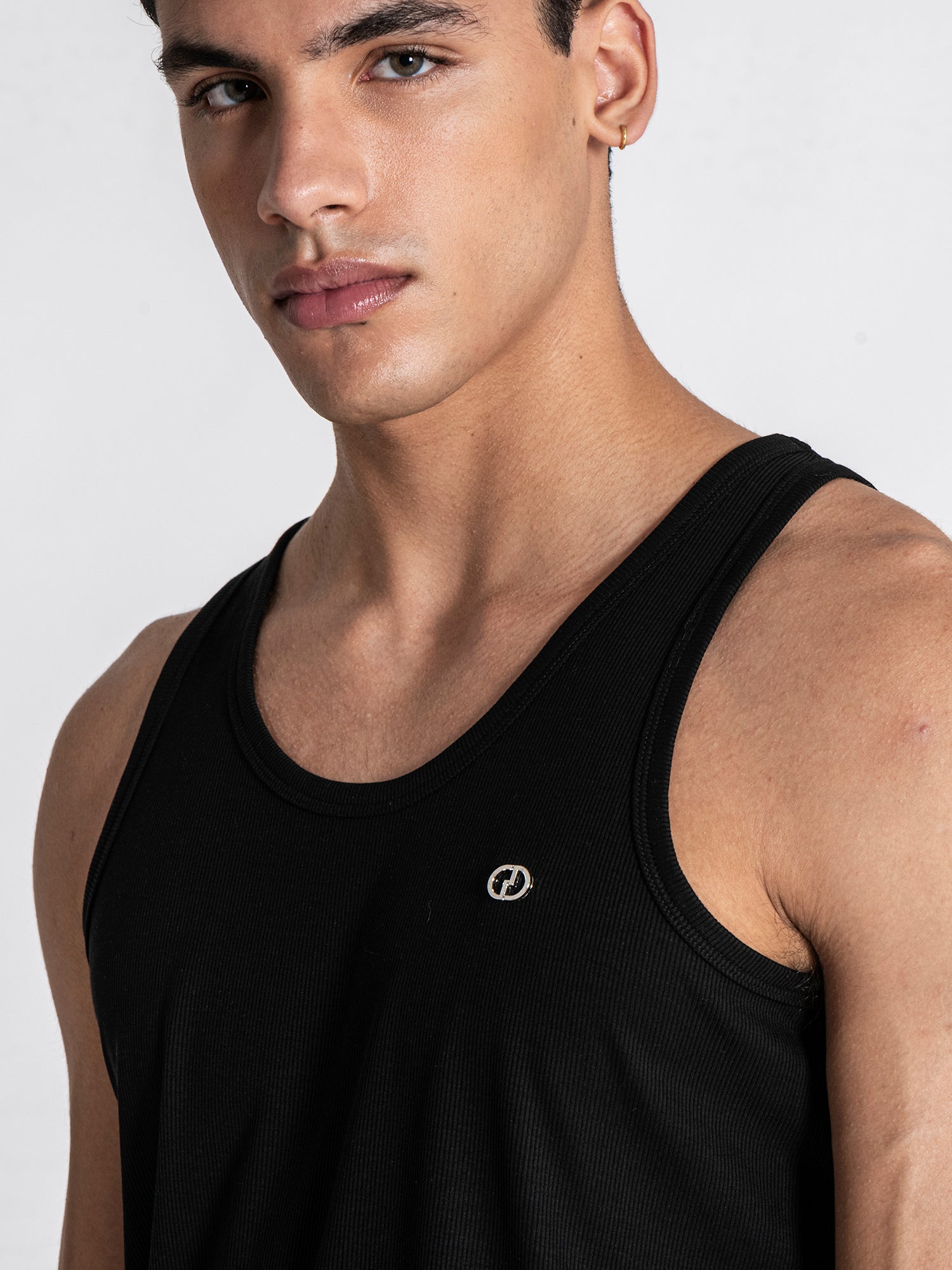 Black Essence Ribbed Tanktop
