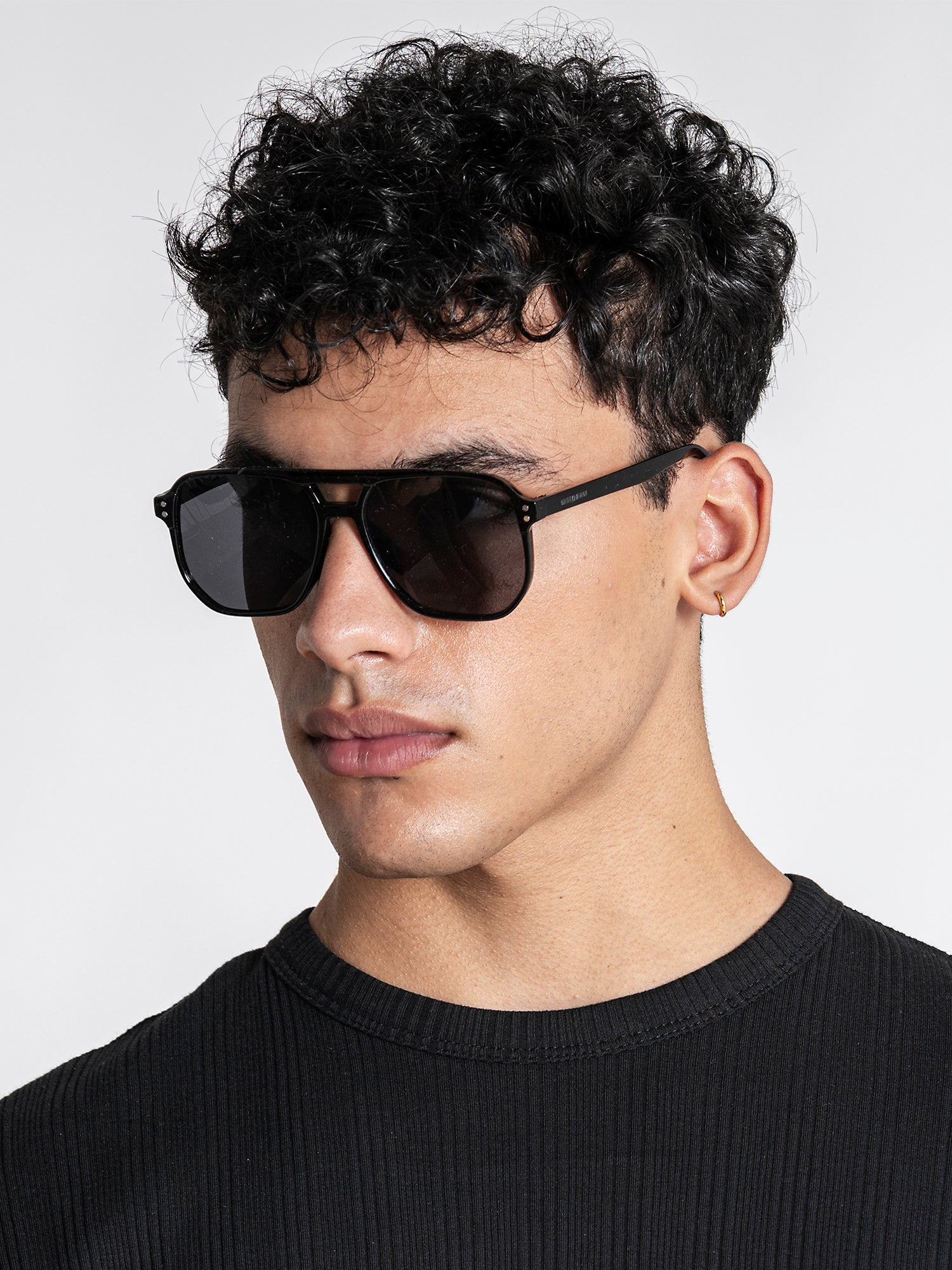 Black Pilot Sunglasses