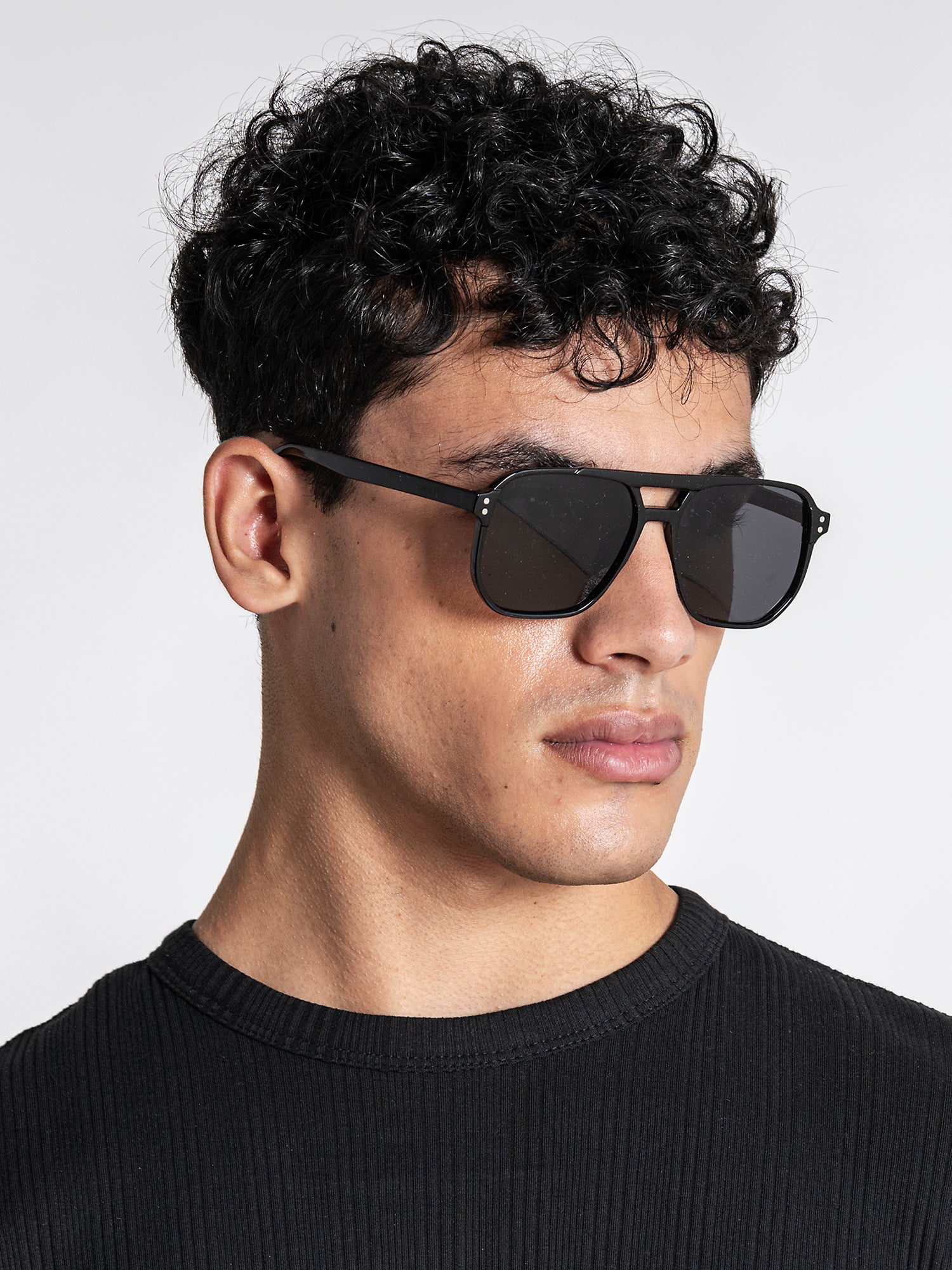 Black Pilot Sunglasses