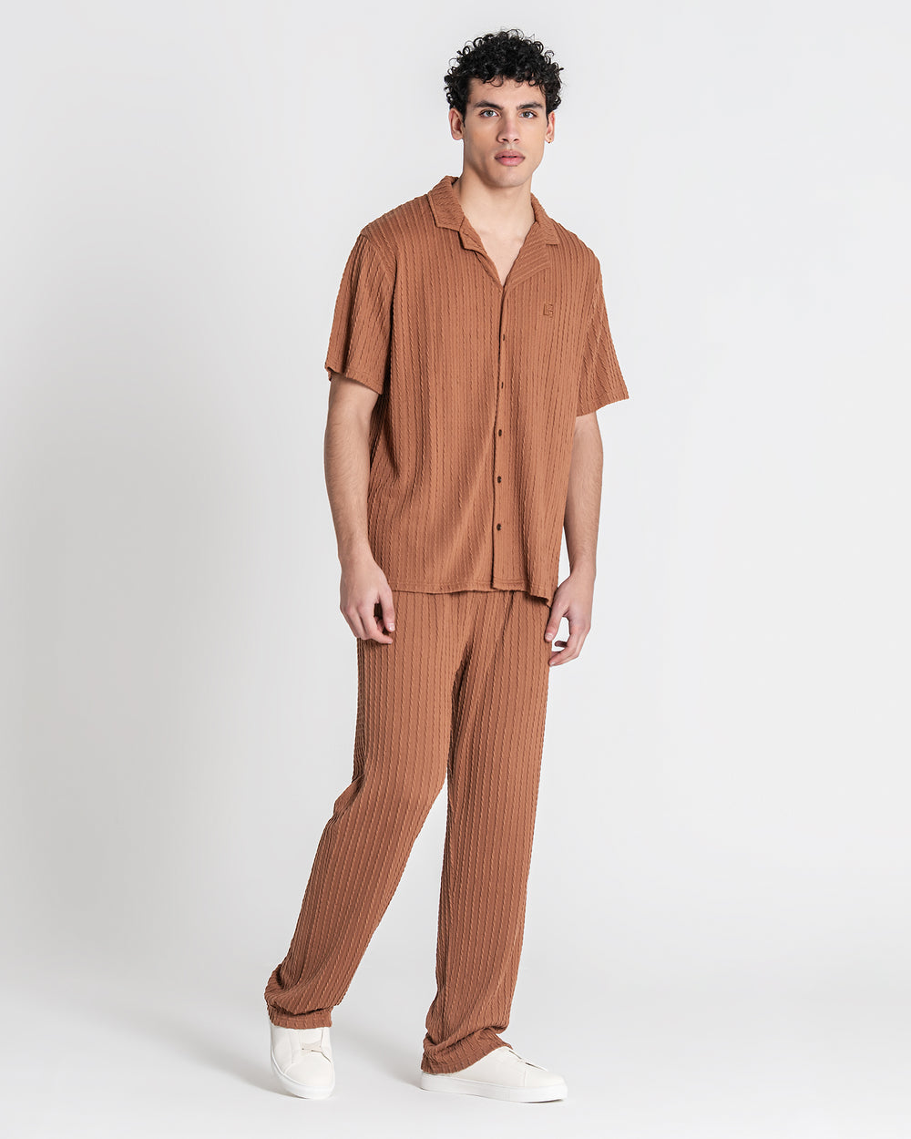 Look 940