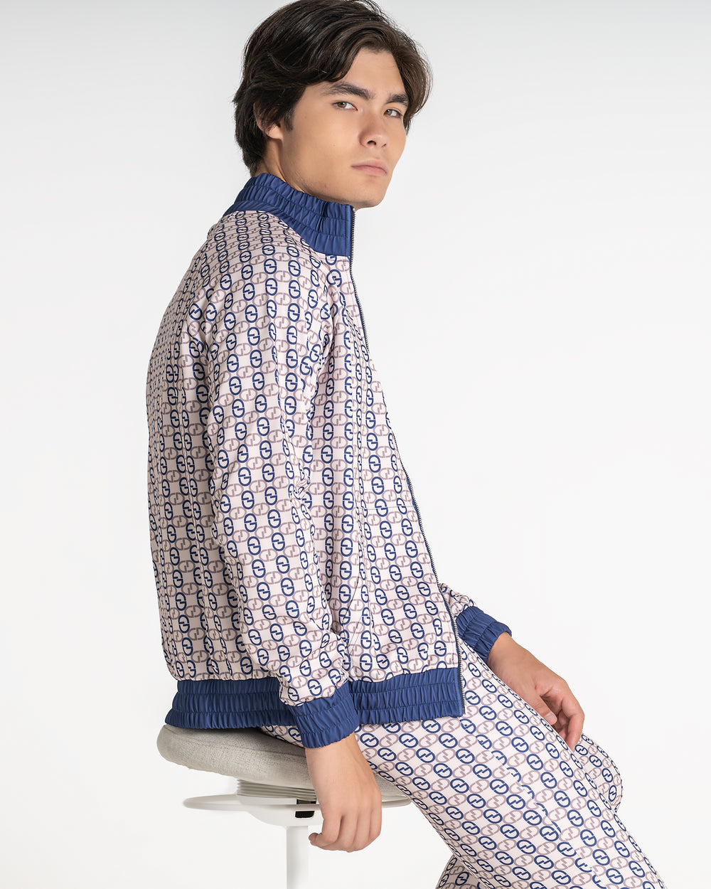 Look 978